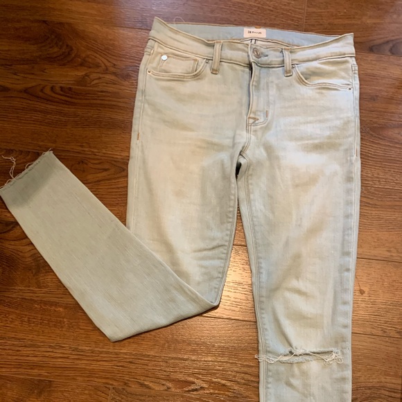 I barely used it them, 8 low really de 28 inseam - Picture 2 of 3